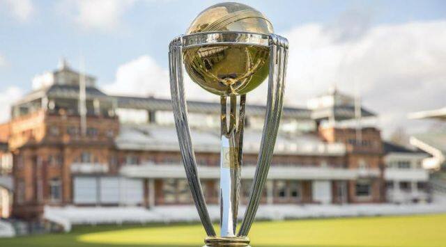यंदाची क्रिकेट विश्वचषक स्पर्धा भारतातही खेळवली जाणार आहे.
