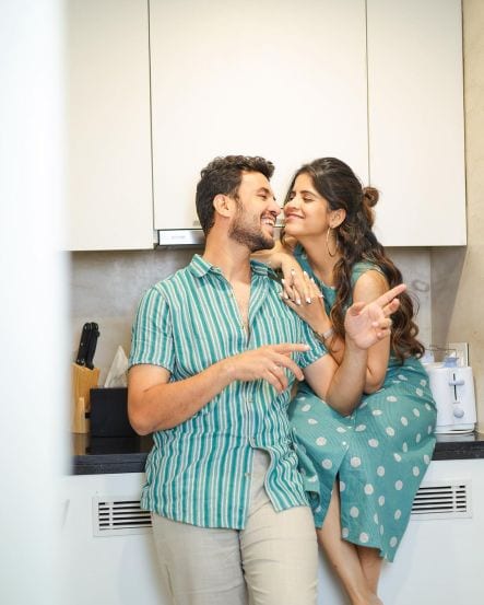 Amruta Deshmukh Prasad Jawade Kelvan