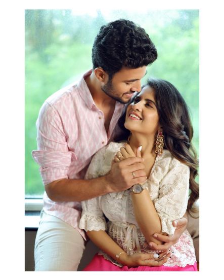 Amruta Deshmukh Prasad Jawade Kelvan