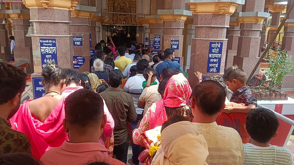 Devotees rush Mahalakshmi temple