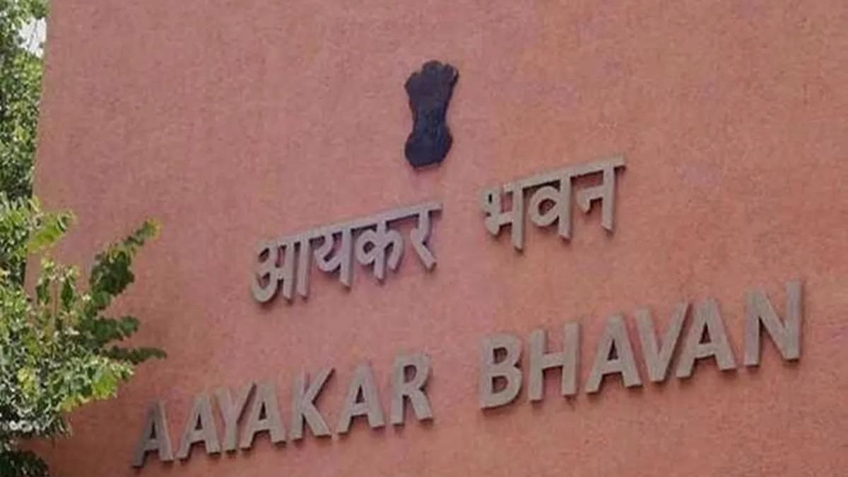 Income Tax Department raids on Sarafi Pedhi