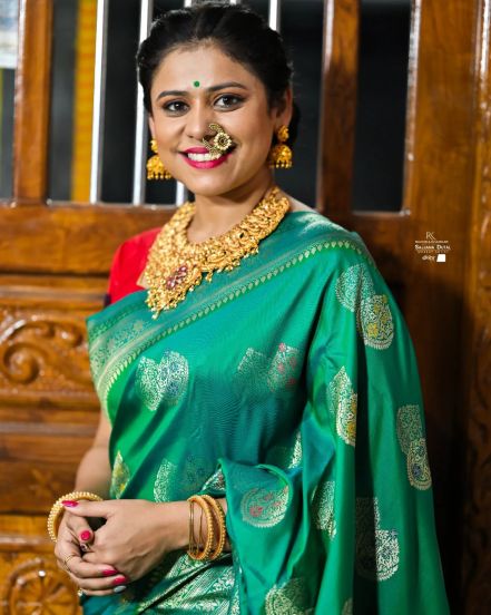 Navratri Actress Peacock Green Saree