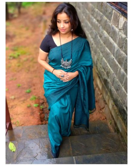 Navratri Actress Peacock Green Saree