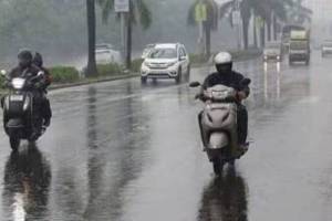 पुढील २४ तासांत परतीच्या पावसाचा धुमाकूळ, रविवारपर्यंत मुसळधार पावसाचा अंदाज Heavy rain forecast