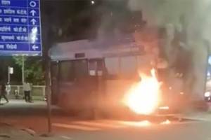 nmmt electric bus catches fire on airoli rabale internal road