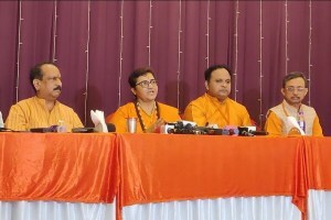 हिंदू विरुद्ध बोलाल तर समूळ उच्चाटन करू, साध्वी प्रज्ञासिंह ठाकूर यांचे प्रतिपादन sadhvi pragya thakur, hindus and hindu dharma, speaking against hindu dharma