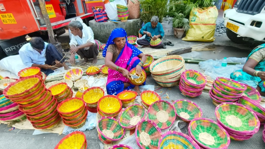 demand for indian bamboo baskets fall, 30 to 40 percent demand falls of indian baskets due to chinese baskets