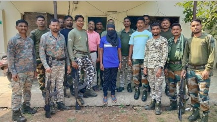 Naxalite arrested in Gadchiroli, Naxalite Keeping Surveillance on Police, Gadchiroli Police, Gadchiroli Police Arrested Naxalite