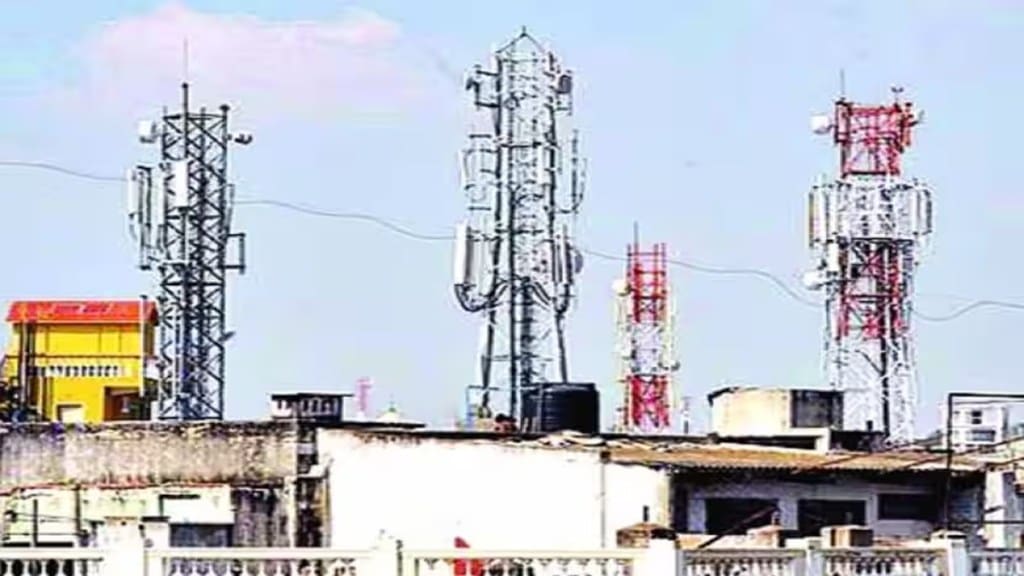 mobile towers in pune, mobile towers stamp duty, mobile towers on private land, mobile towers not paid stamp duty