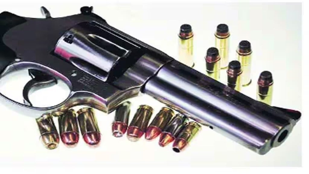 kapilnagar police station, senior police inspector lost pistol on duty