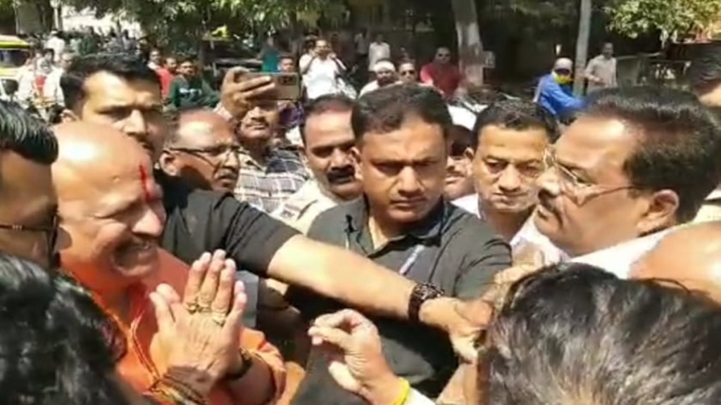 guardian minister suresh khade, maratha protesters, demand of maratha reservation,