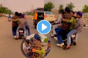 एका बाईकवर बसली चक्क अख्खी कबड्डीची टीम, Video पाहून नेटकरी शॉक, म्हणाले… जरासा बॅलेन्स bike stunt video 7 boys seat on 1 bike stunt video goes viral on social media