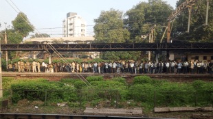 Dombivli Division of Railway Security Force planning Dombivli Local passengers