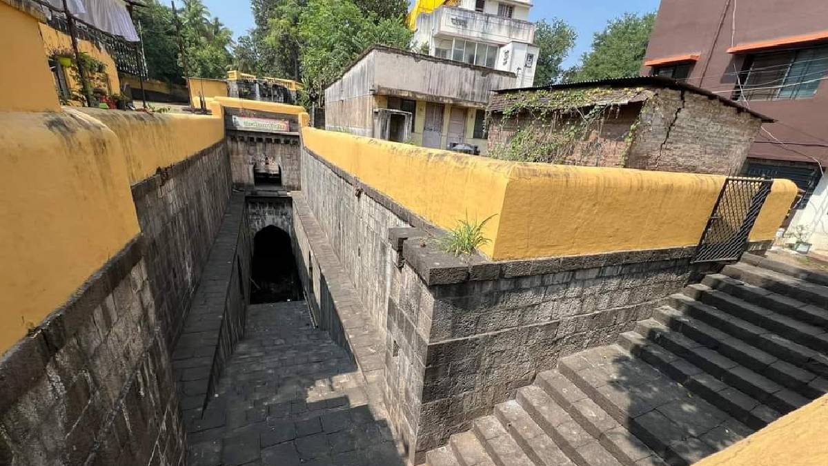 historical well in satara