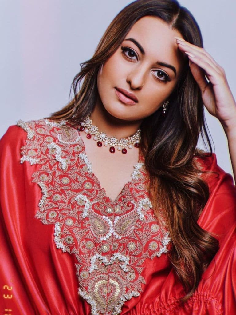 Sonakshi Sinha Sonakshi Sinha Latest Photos| Sonakshi Sinha web series| Sonakshi Sinha New Movie