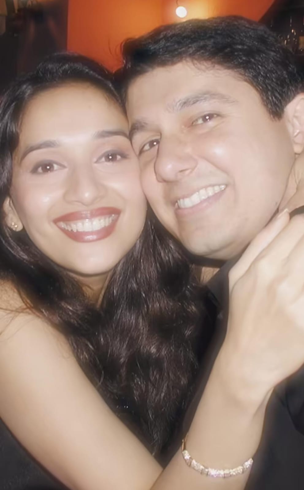 madhuri dixit and shriram nene anniversary