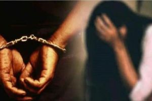 १२ वर्षीय मुलीने प्रियकराला मॅसेज पाठवला अन् .. 12-year-old girl abused by boyfriend
