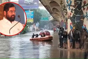 पाच लाखांची नुकसान भरपाई द्या, नागपूरच्या पूरग्रस्तांची मुख्यमंत्र्यांकडे मागणी compensation of five lakhs Nagpur flood victims demand from Chief Minister
