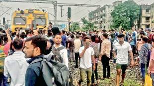 passengers hit by goods train derails near panvel passengers stuck in express from 29 hours