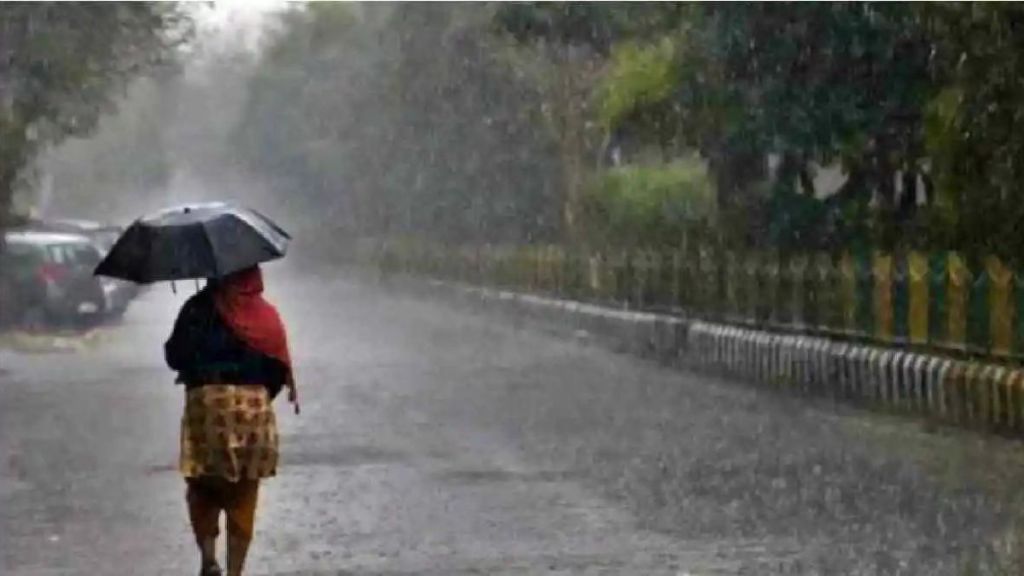 Chance of rain in Madhya Maharashtra including Mumbai
