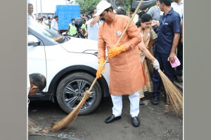 ठाणे जिल्ह्यात निकृष्ट कामे करणाऱ्या ठेकेदारांचा वरचष्मा; केंद्रीय मंत्री कपील पाटील यांची टीका Union Minister Raj Kapil Patil criticized contractors poor work development projects