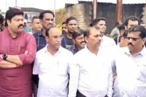भंडार्ली कचराभूमीचा वाद पेटला; मनसे आमदारासह ग्रामस्थांनी घेतली आयुक्तांची भेट mns mla along with the villagers meet tmc commissioner