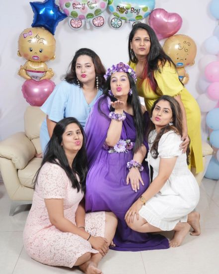  sai lokur baby shower celebration with friends