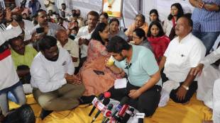 ncp mla sumantai patil calls off hunger strike
