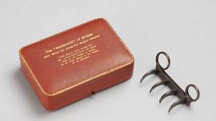 tiger claw weapon used by chhatrapati shivaji set for india return after 350 years