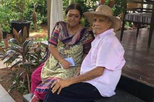 प्रसिध्द चित्रपट गीत संग्राहक विजय नाफडे यांचे निधन famous film song collector vijay nafde passed away at age 84
