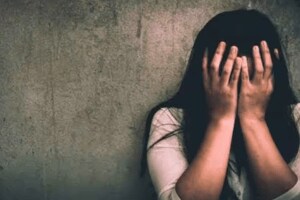 कल्याणमध्ये समोसा विक्रेत्या महिलेचा विनयभंग samosa seller woman molested kalyan