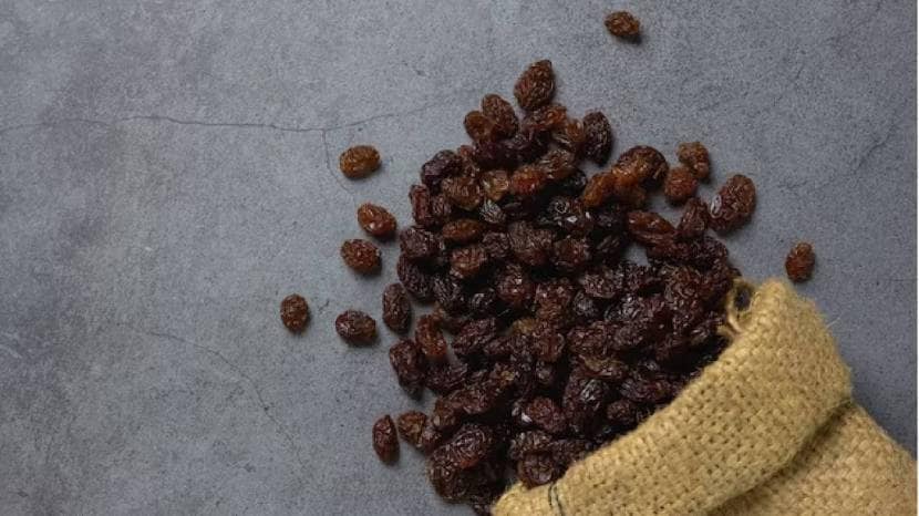 Health Benefits Of Drinking Raisin Water Everyday On Empty Stomach