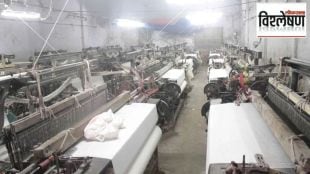 Why did Bhiwandis handloom industry fail