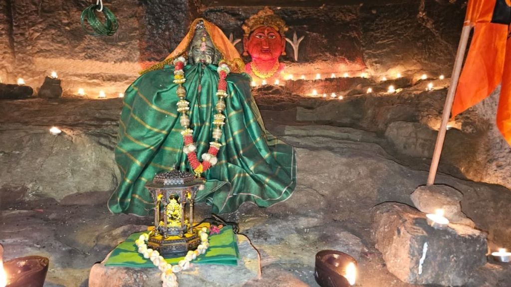 350th year of shivrajabhishek Deepotsav celebration at Asheri Fort