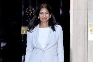 Loksatta editorial British Home Secretary speaks publicly to London police Suella Braverman
