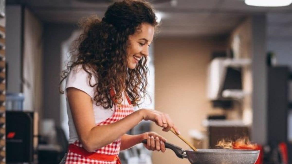 Kiran Kukreja a nutritionit share kitchen hacks