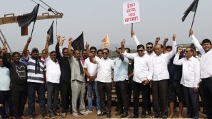 Thane oppose sand mining by dredgers in Bhiwandi and Thane talukas of the district