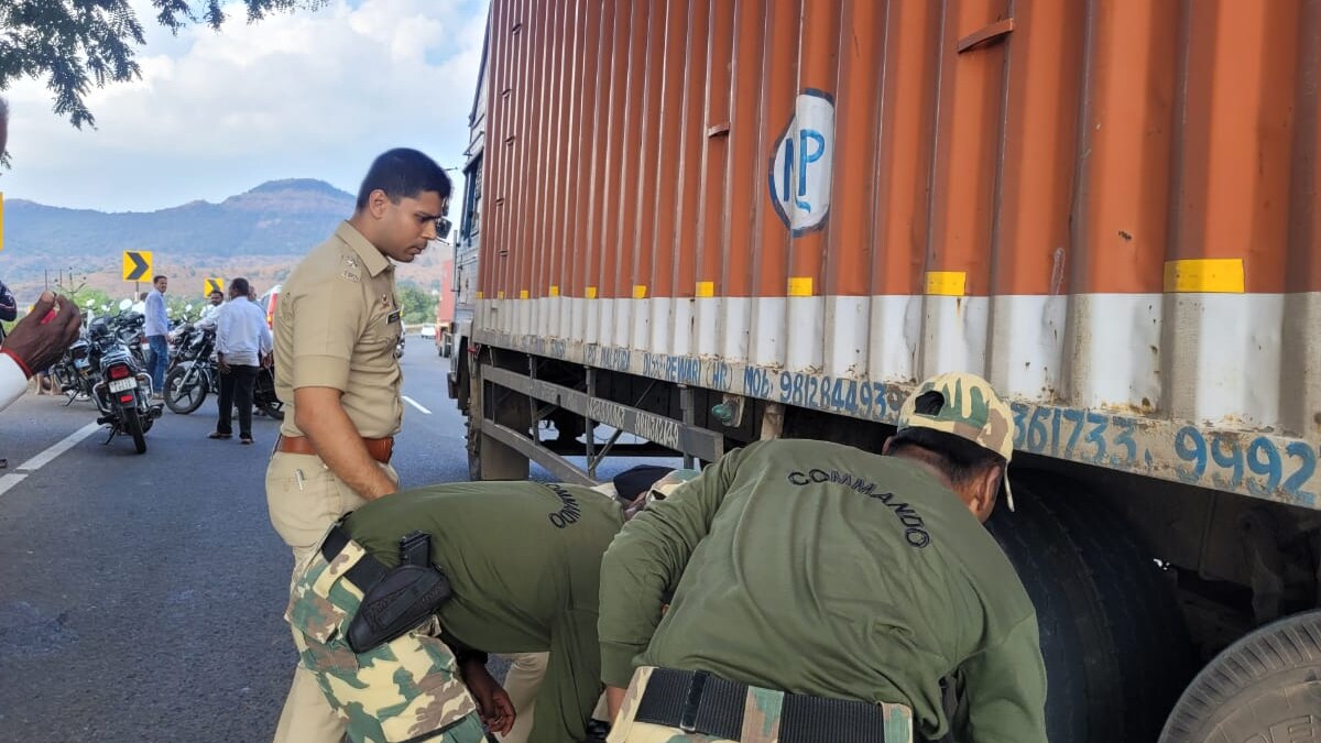 Satara Police saved the lives of two people who were involved in an accident on the highway