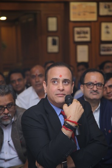 amitabh bachchan son in law nikhil nanda 