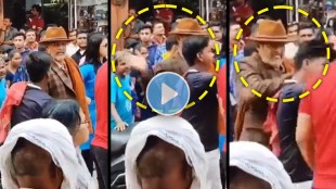 angry nana patekar slapped fan see video
