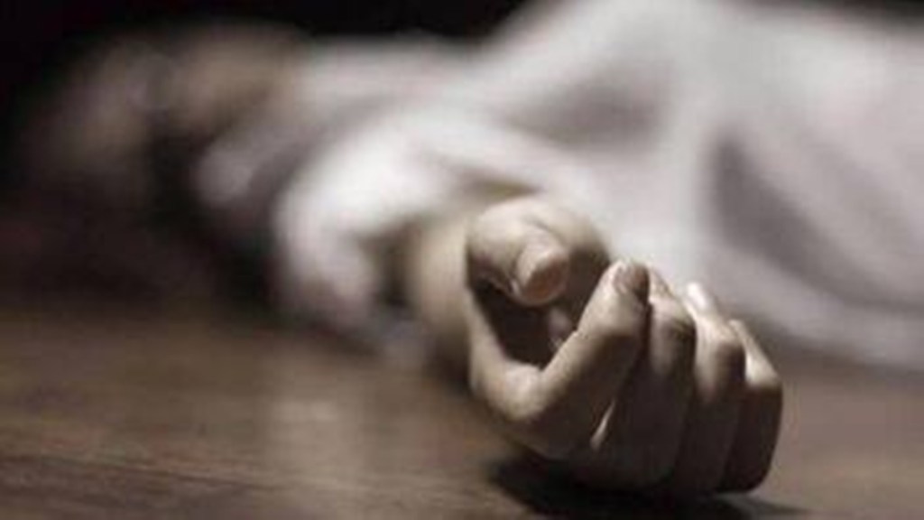 married woman suicide in nagpur, married woman commits suicide due torture for dowry