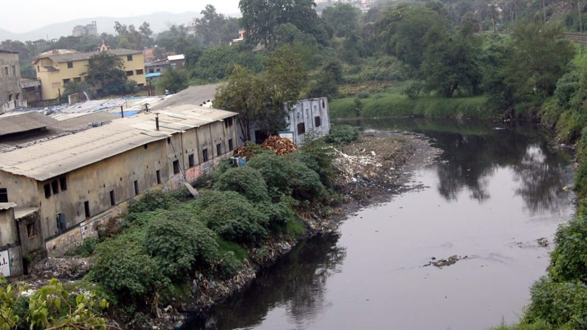 flyover on the road near waldhuni river, flyover near waldhuni river