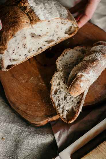 health-benefits-of-eating-bread