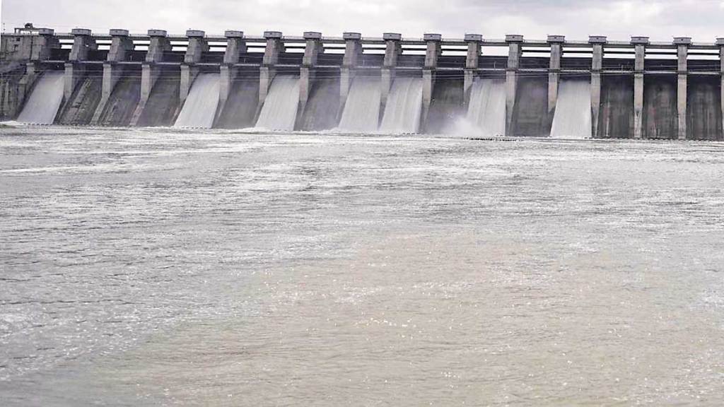 supreme court refuse to stay on water release in jayakwadi dam