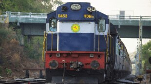 Okha-Madurai-Okha special train Western Railway extended extra rush passengers