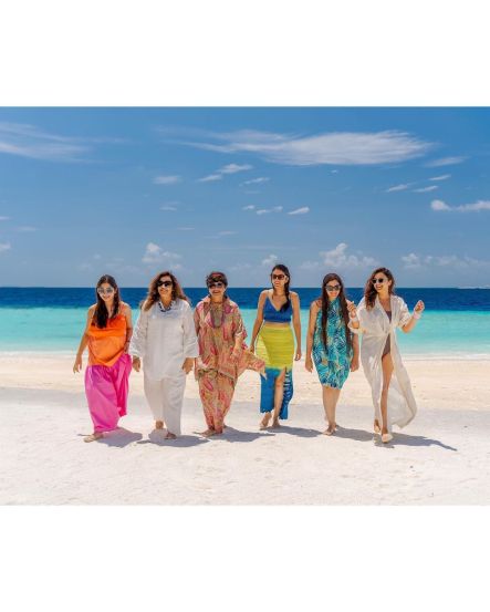 parineeti chopra maldives trip with her mother in law 