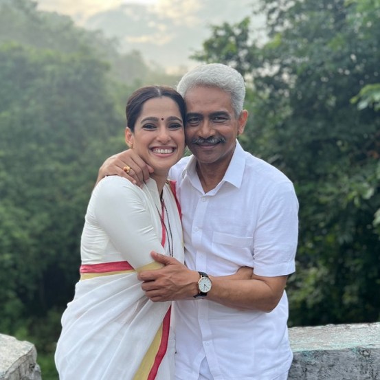 priya-bapat-with-nawazuddin