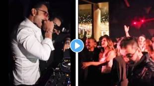 ranveer singh turns DJ at shah rukh khan birthday party