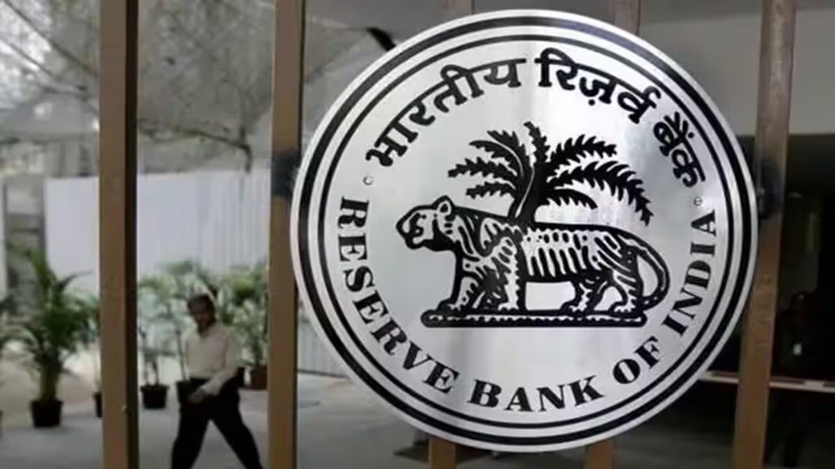 Bomb Threat Emails to RBI HDFC ICICI in Mumbai Marathi News