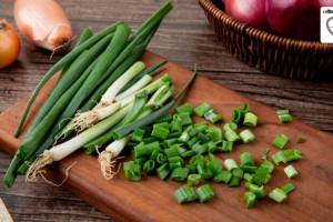 nutrition alert spring onions health benefits heres what a 100 gram serving of spring onions contains